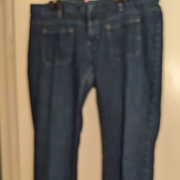 Old Navy Straight Leg Jeans - Picture 3 of 3